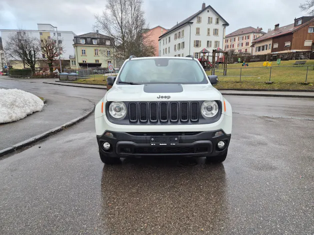 JEEP Renegade 2.0 CRD Trailhawk AWD + Low Range 9ATX