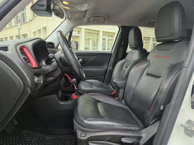 JEEP Renegade 2.0 CRD Trailhawk AWD + Low Range 9ATX