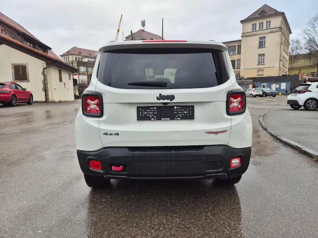 JEEP Renegade 2.0 CRD Trailhawk AWD + Low Range 9ATX