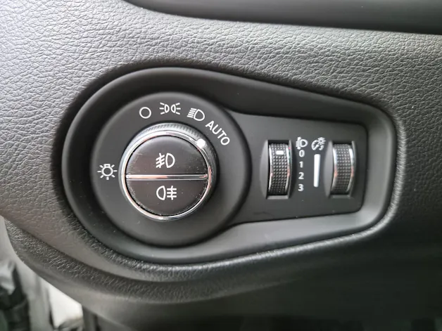 JEEP Renegade 2.0 CRD Trailhawk AWD + Low Range 9ATX
