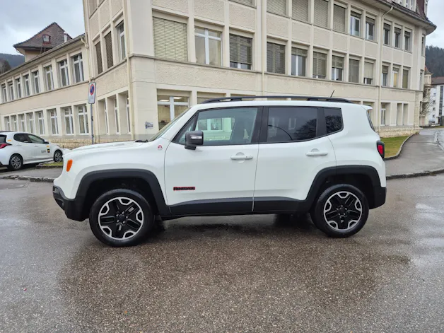 JEEP Renegade 2.0 CRD Trailhawk AWD + Low Range 9ATX