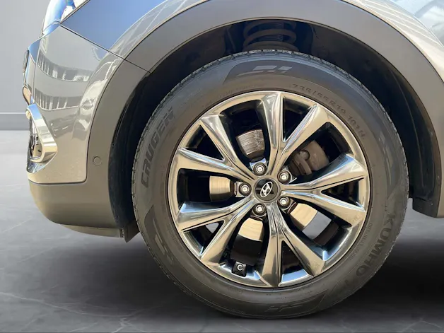 HYUNDAI Santa Fe 2.2 CRDI Vertex 4WD Automatic – CH-Fahrzeug | PANORAMA | LEDER | SITZBELÜFTUNG | 7-SITZER |