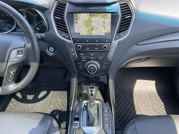 HYUNDAI Santa Fe 2.2 CRDI Vertex 4WD Automatic – CH-Fahrzeug | PANORAMA | LEDER | SITZBELÜFTUNG | 7-SITZER |