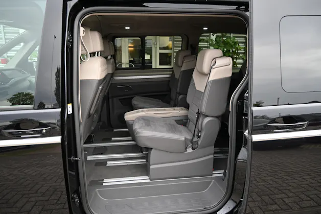 VW Multivan 2.0 TDI Style DSG Lang 7-Plätzer + AHK 2000kg
