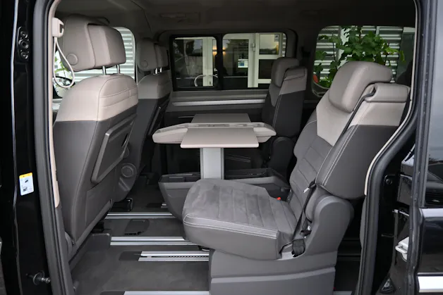 VW Multivan 2.0 TDI Style DSG Lang 7-Plätzer + AHK 2000kg