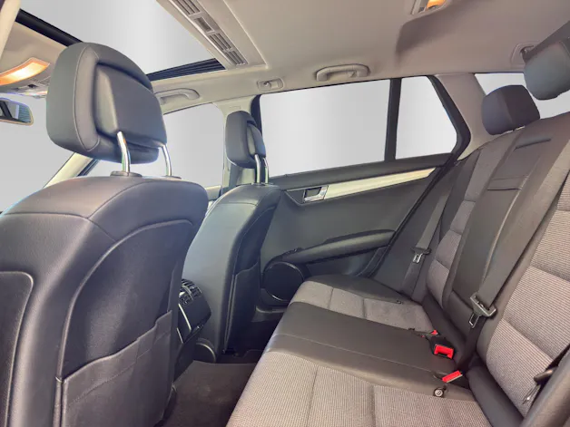 MERCEDES-BENZ C 200 CGI BlueEfficiency Avantgarde Automatic