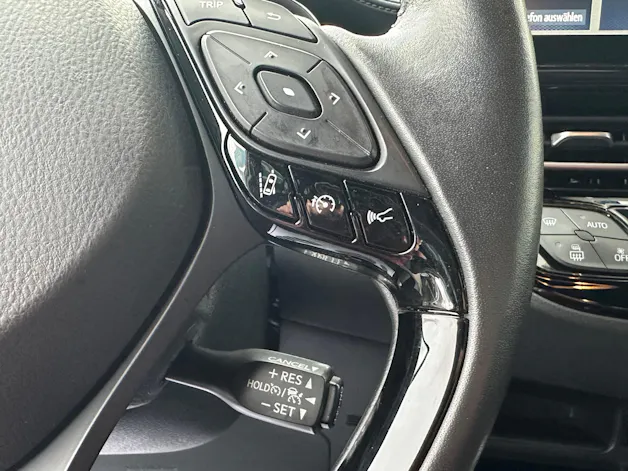 Toyota C-HR 2.0 HSD CVT Trend