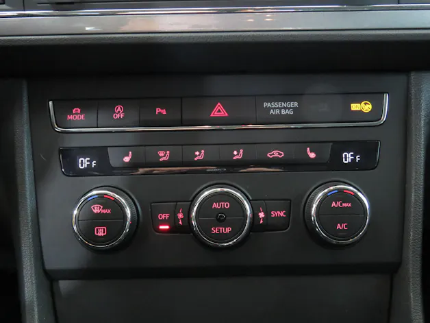 SEAT Leon 1.8 TSI FR DSG (Automat)