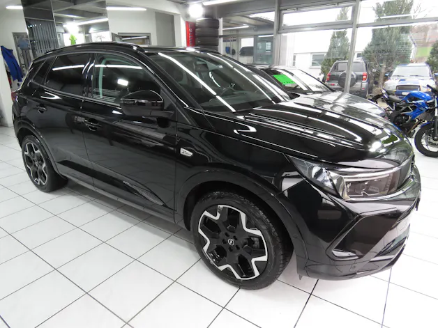 OPEL Grandland 1.2i TP Blitz Automatik