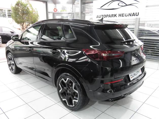 OPEL Grandland 1.2i TP Blitz Automatik
