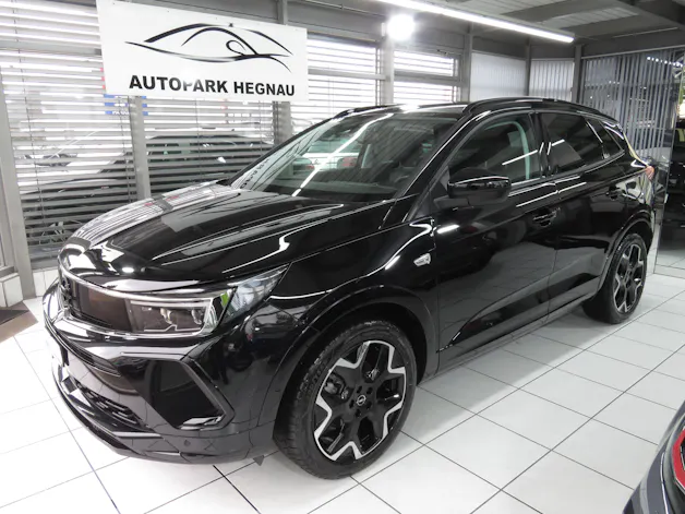 OPEL Grandland 1.2i TP Blitz Automatik