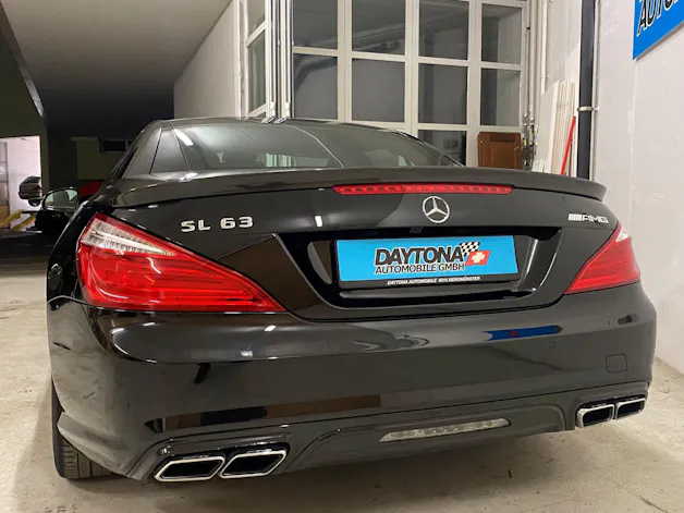 MERCEDES-BENZ SL 63 AMG Speedshift