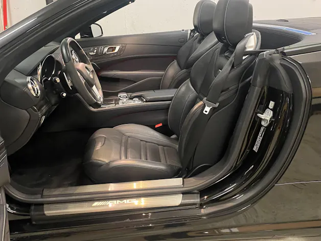 MERCEDES-BENZ SL 63 AMG Speedshift