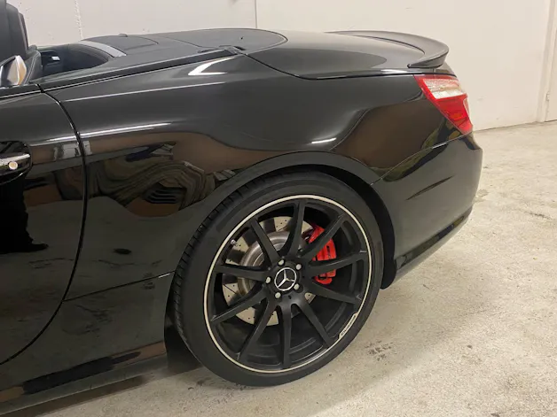 MERCEDES-BENZ SL 63 AMG Speedshift