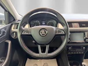 SKODA Rapid Spaceback 1.0 TSI Ambition