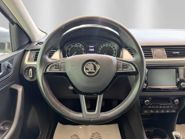 SKODA Rapid Spaceback 1.0 TSI Ambition