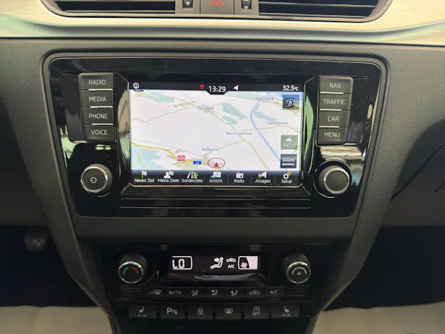 SKODA Rapid Spaceback 1.0 TSI Ambition