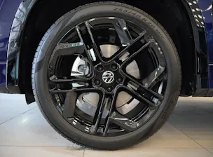VW Tayron 2.0 TDI SCR R-Line Black Edition 4Motion DSG - 7 Sitzer!