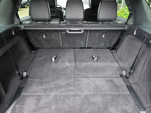 Land Rover Discovery 3.0D I6 P350 R-Dynamic SE AWD Automatic 7-Plätzer + AHK 3500kg + Werksgarantie 05.2030