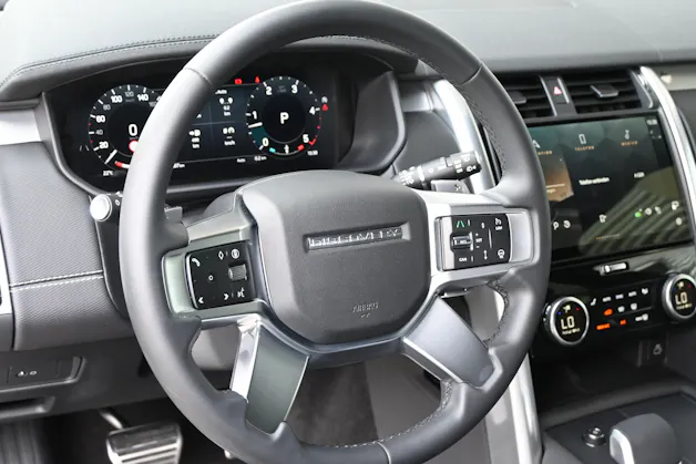 Land Rover Discovery 3.0D I6 P350 R-Dynamic SE AWD Automatic 7-Plätzer + AHK 3500kg + Werksgarantie 05.2030