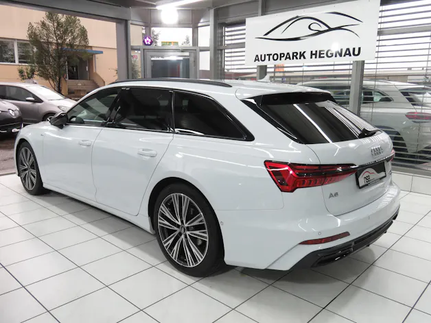 AUDI A6 Avant 40 TDI Sport Attraction Quattro S-tronic (Automat, AHK 2.0 t)