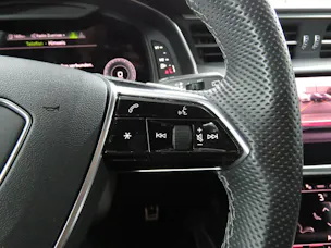 AUDI A6 Avant 40 TDI Sport Attraction Quattro S-tronic (Automat, AHK 2.0 t)