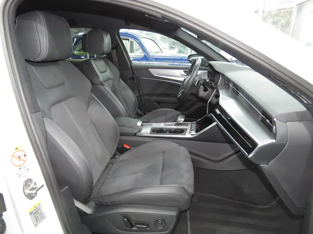 AUDI A6 Avant 40 TDI Sport Attraction Quattro S-tronic (Automat, AHK 2.0 t)