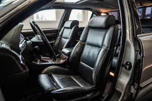 BMW 750i