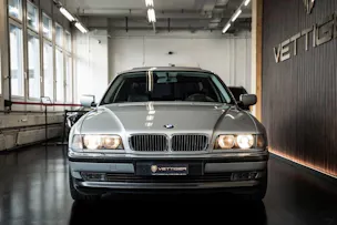 BMW 750i