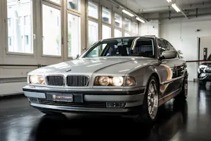 BMW 750i