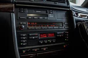 BMW 750i