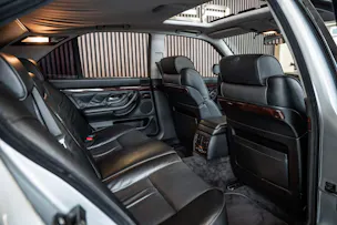 BMW 750i
