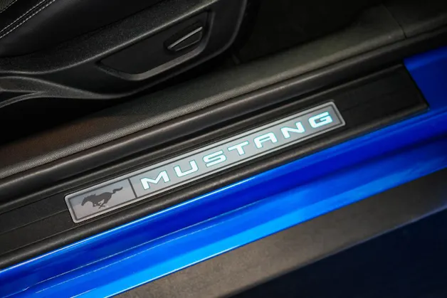 FORD Mustang Fastback 5.0 V8 GT Automat