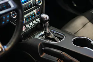 FORD Mustang Fastback 5.0 V8 GT Automat