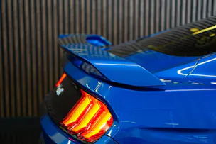 FORD Mustang Fastback 5.0 V8 GT Automat