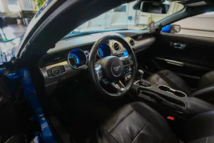 FORD Mustang Fastback 5.0 V8 GT Automat