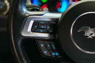 FORD Mustang Fastback 5.0 V8 GT Automat