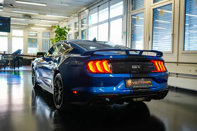FORD Mustang Fastback 5.0 V8 GT Automat
