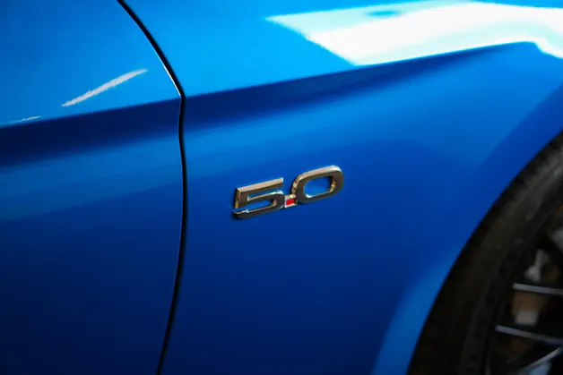 FORD Mustang Fastback 5.0 V8 GT Automat