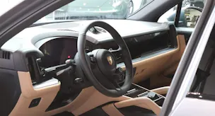PORSCHE Cayenne E-Hybrid Black Edition Tiptronic