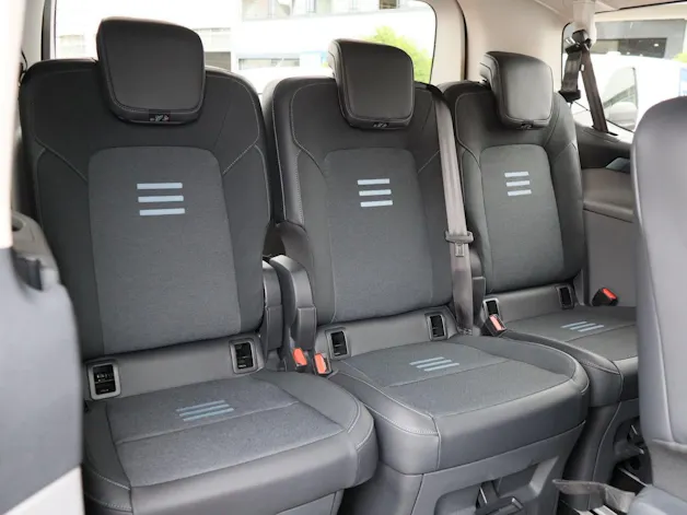 FORD Tourneo Bus 340 L1H1 PHEV Active 8 Sitzer