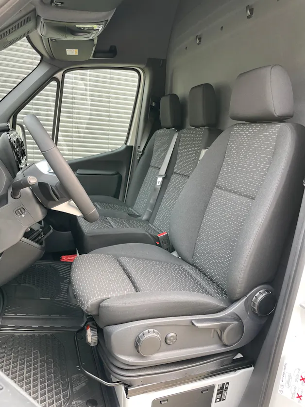 MERCEDES-BENZ Sprinter 319 CDI Lang 9G-TRONIC 4x4 ALLRAD