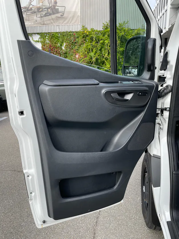 MERCEDES-BENZ Sprinter 319 CDI Lang 9G-TRONIC 4x4 ALLRAD