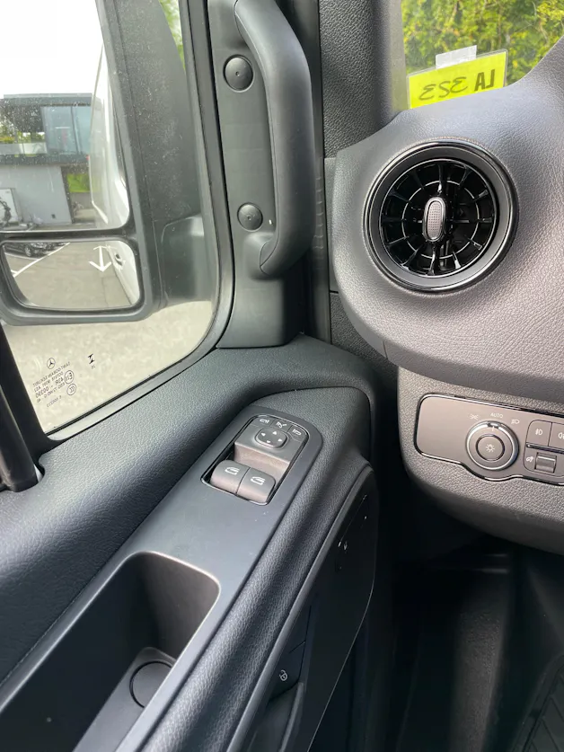 MERCEDES-BENZ Sprinter 319 CDI Lang 9G-TRONIC 4x4 ALLRAD