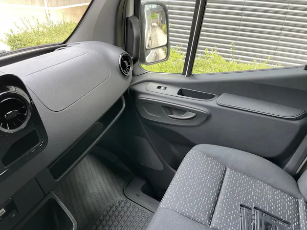 MERCEDES-BENZ Sprinter 319 CDI Lang 9G-TRONIC 4x4 ALLRAD