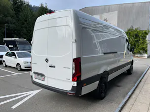 MERCEDES-BENZ Sprinter 319 CDI Lang 9G-TRONIC 4x4 ALLRAD