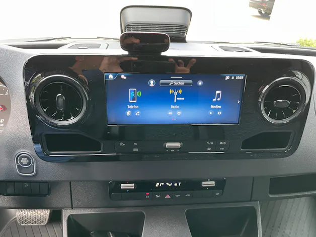 MERCEDES-BENZ Sprinter 319 CDI Lang 9G-TRONIC 4x4 ALLRAD