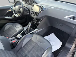 PEUGEOT 2008 1.6 VTI Allure