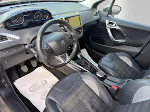 PEUGEOT 2008 1.6 VTI Allure