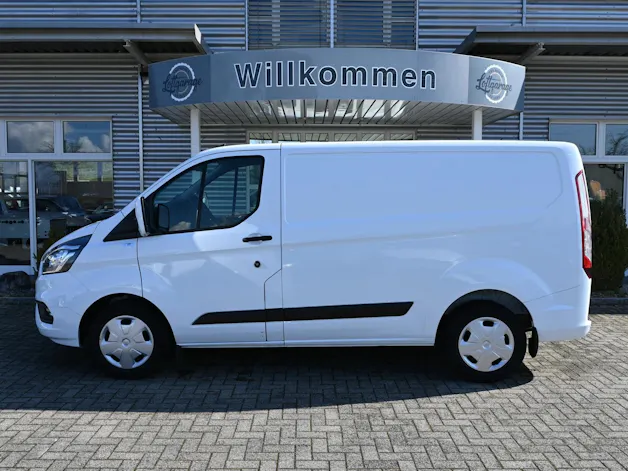 FORD Transit Custom Van 320 L1H1 Basis 3-Plätzer (CH Auto)